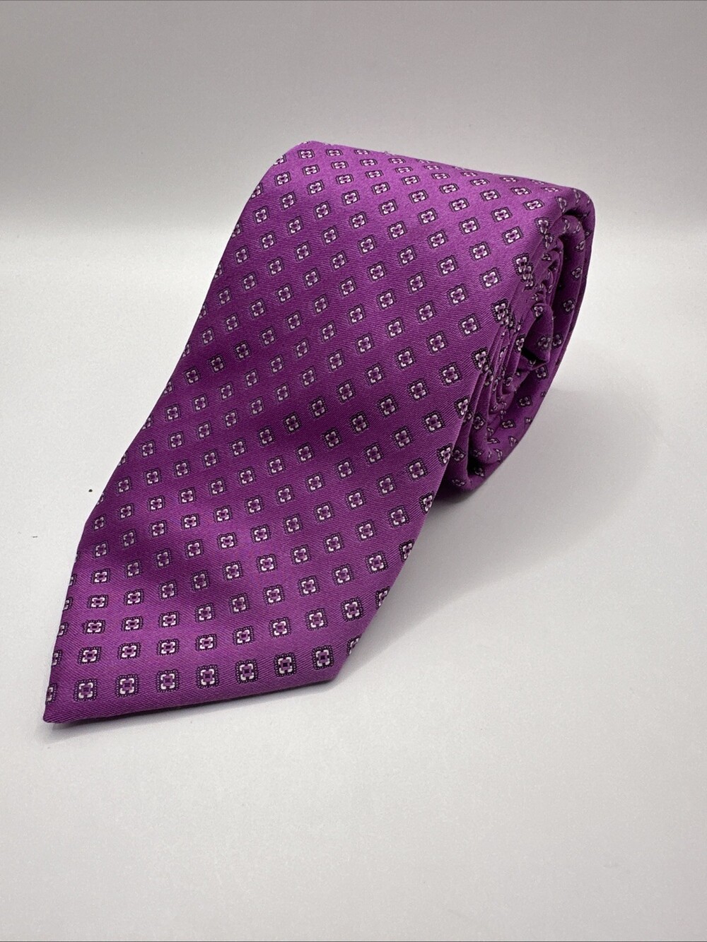 CANALI 100% Silk Geometric Pattern Tie Made in Italy Purple Neck